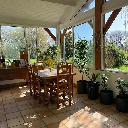 Semesterbostad Le Saule Biganos